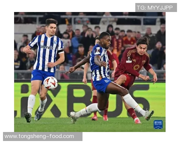 欧联杯精彩对决波尔图与那不勒斯激战成平局引发全场热烈反响