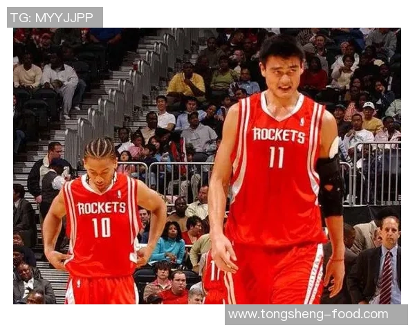 姚明与罗德曼的巅峰对决：篮球巨星之间的力量与技巧较量