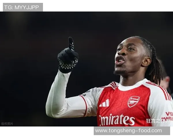 英超激战:利物浦惊险逆转热刺上演帽子戏法历史冷门瞬间 英超激战:利物浦惊险逆转热刺上演帽子戏法历史冷门瞬间