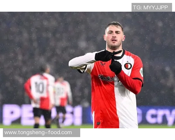 德甲激战：里昂与AC米兰战成平局引发转会传闻热潮