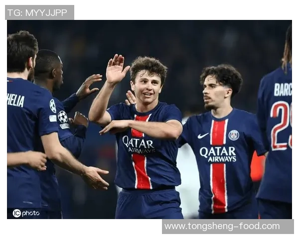 巴黎圣日耳曼与那不勒斯友谊赛精彩回顾乌龙球成比赛转折点分析